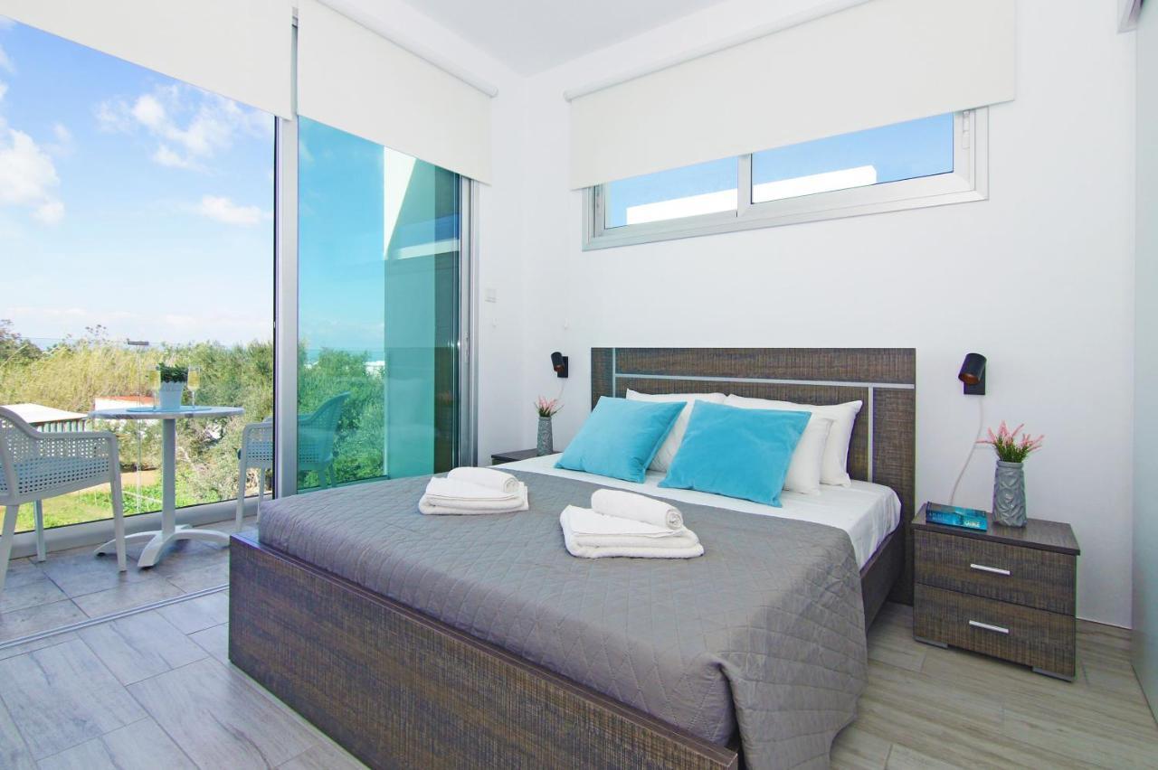 Villa Caren Paralimni Exterior foto