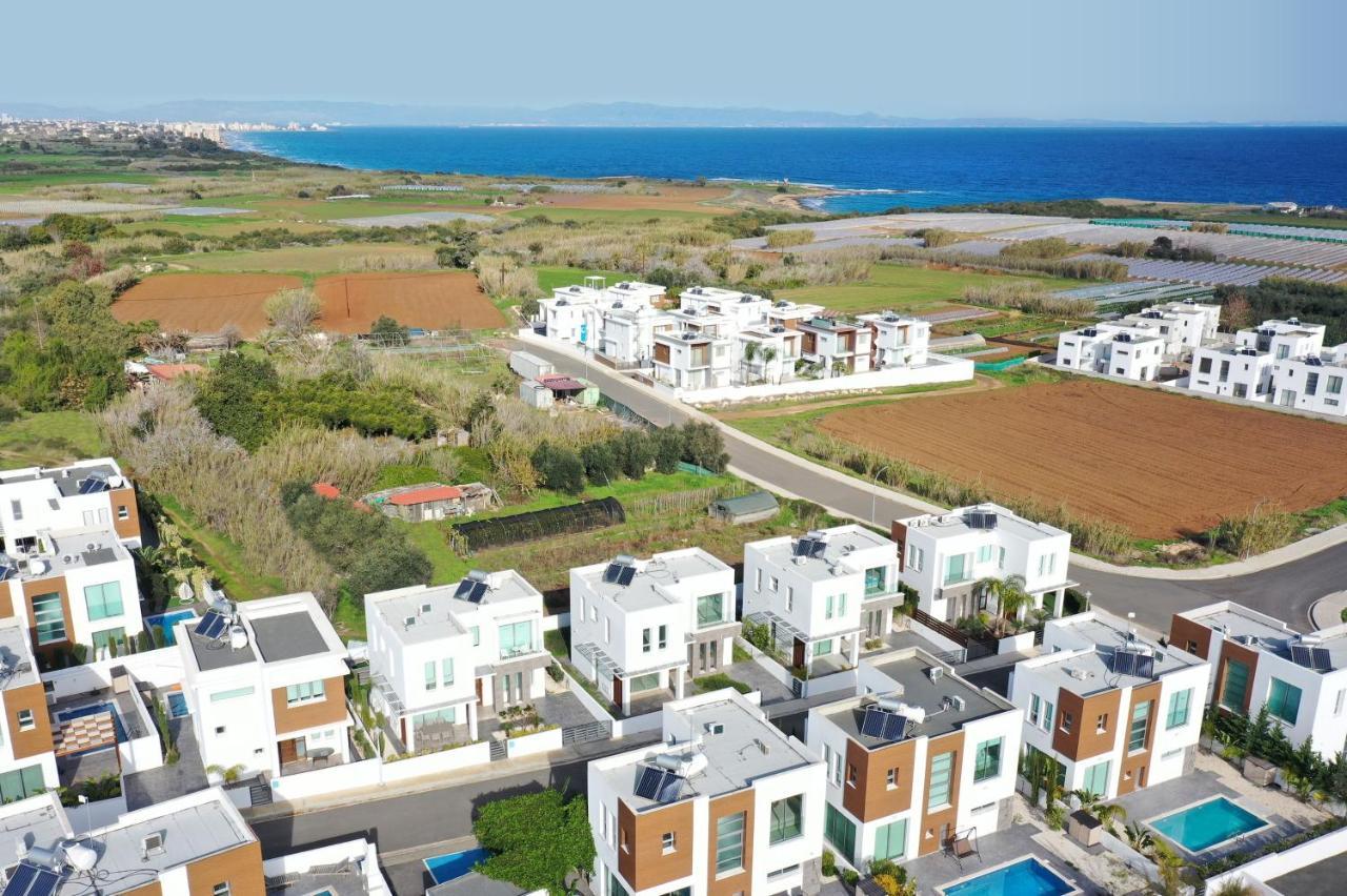 Villa Caren Paralimni Exterior foto
